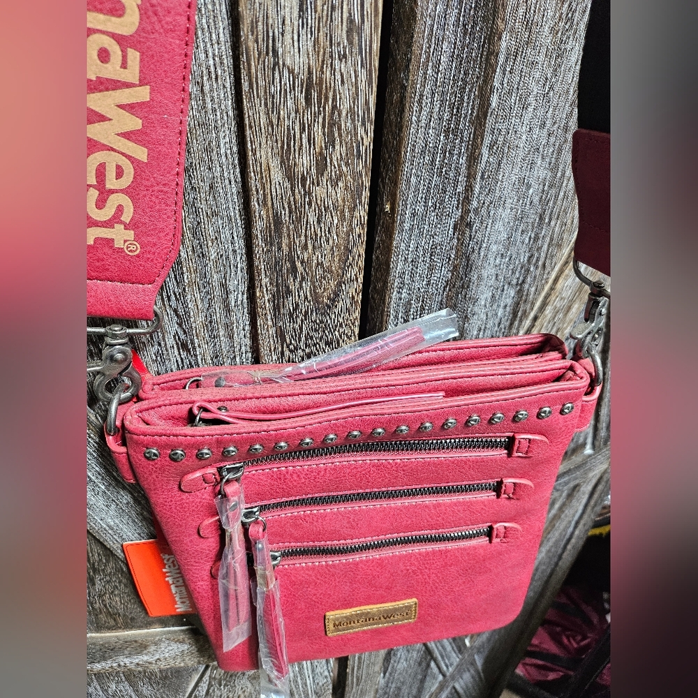 NWT Red Montana West Crossbody Bag with Textured Leather and Tassel Detail - Picture 3 of 4